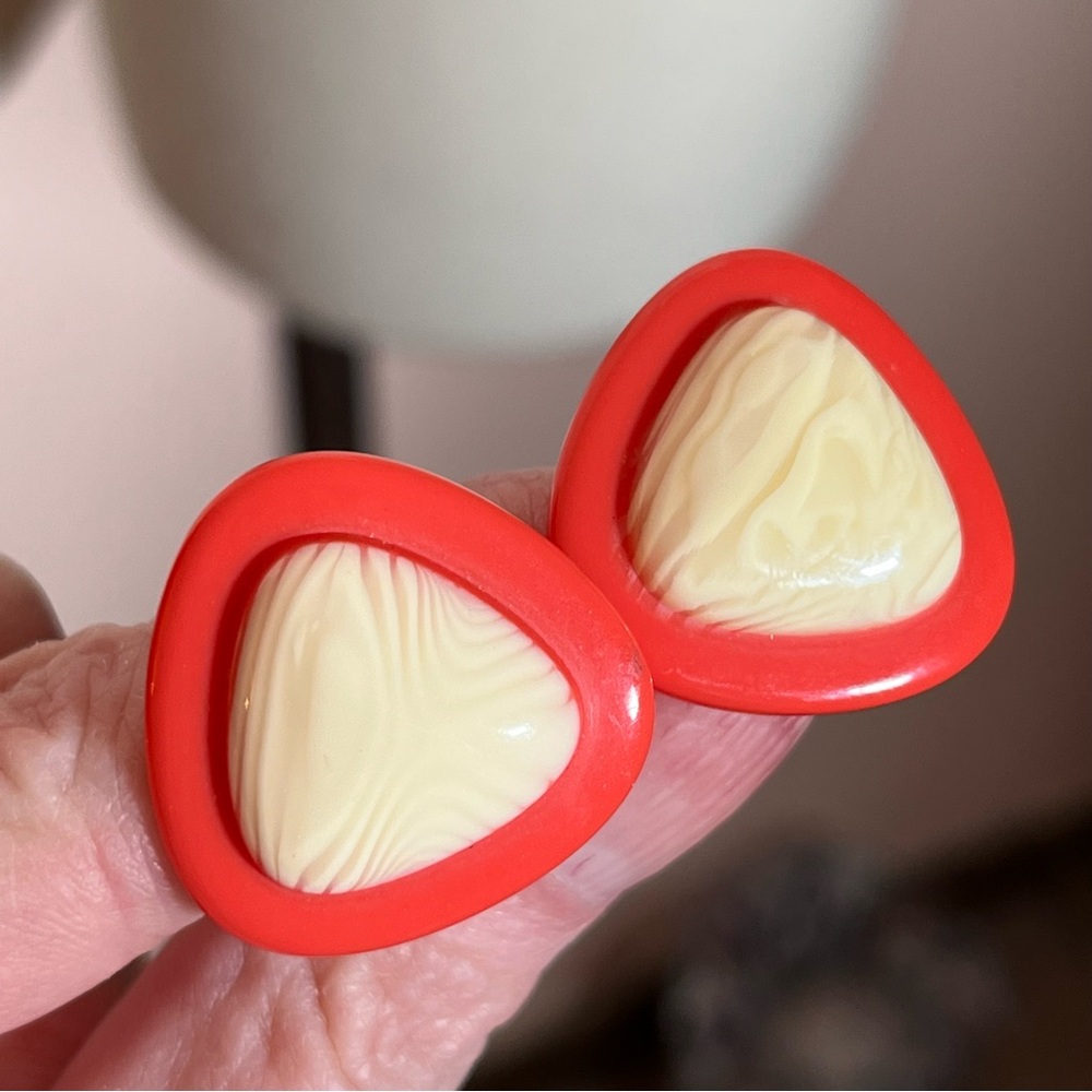 Vintage Made in Italy MCM Early Plastic Mod Art Deco Clip earrings